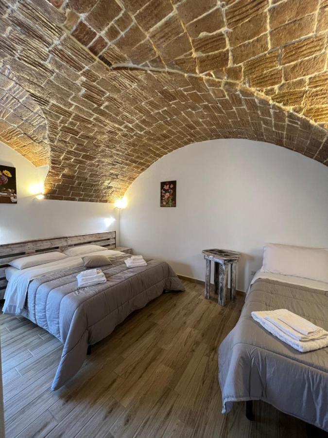 לינה וארוחת בוקר L Antico Soffitto טרופאה מראה חיצוני תמונה